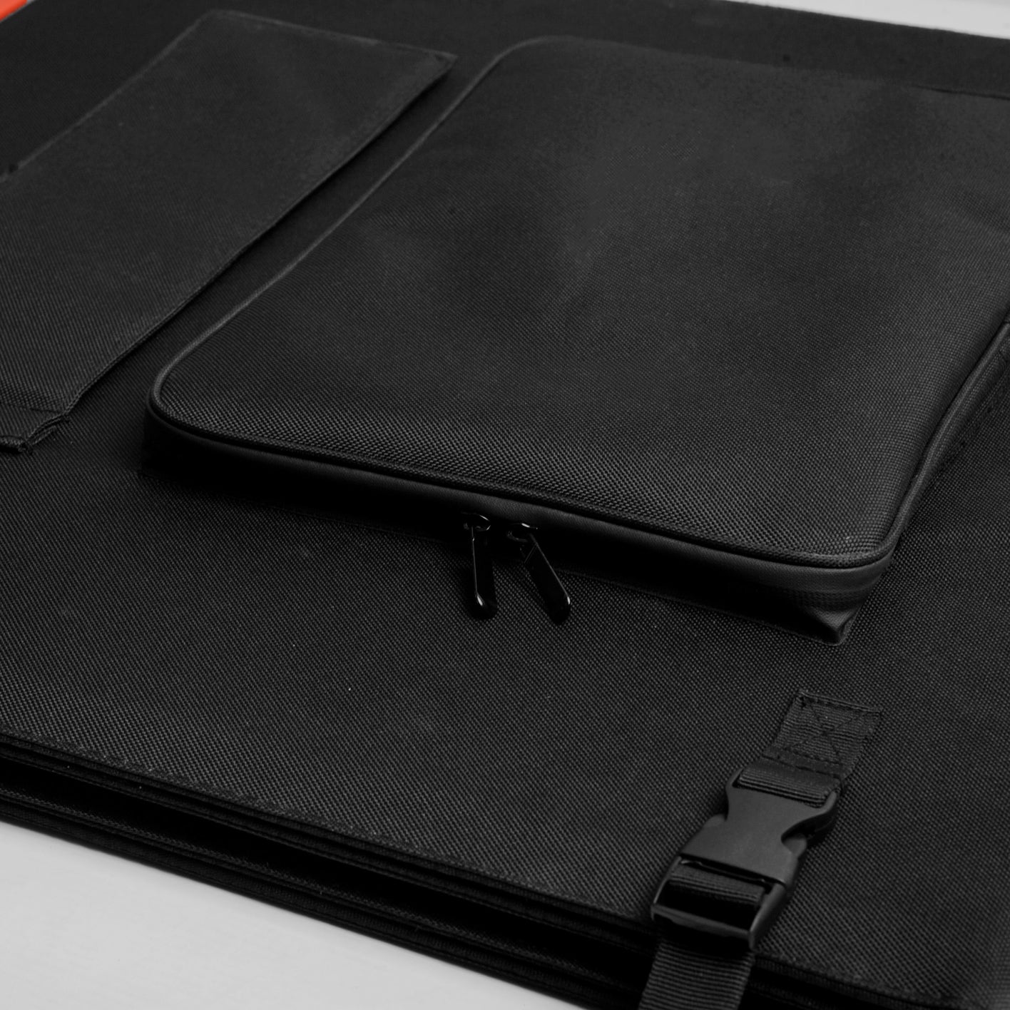 Daitto Tech 200W Folding Solar Panel Blanket with MPPT Controller